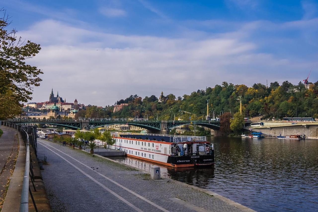 River Hotel Koenigstein Praag Buitenkant foto