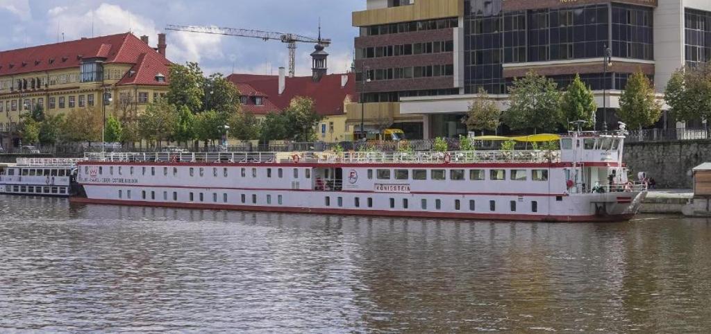 River Hotel Koenigstein Praag Buitenkant foto